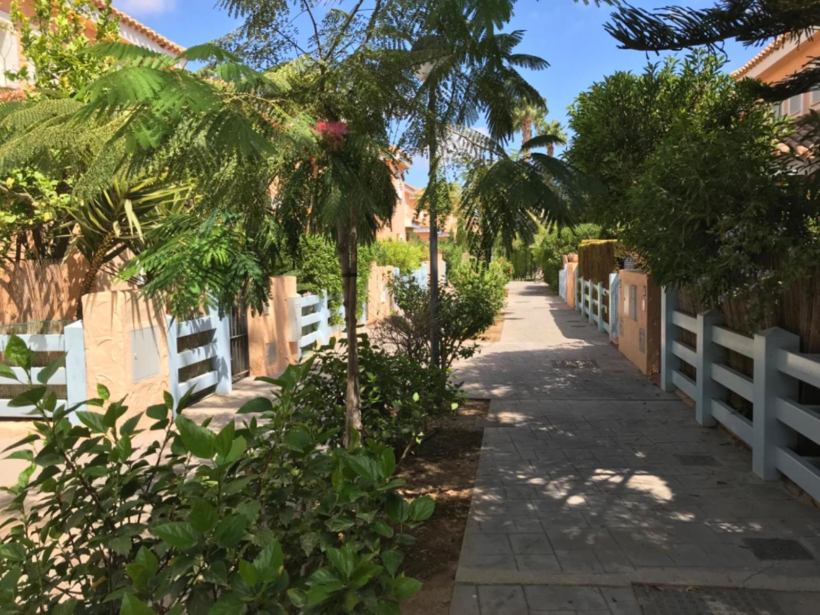 Playas Del Sur Apartamento Vera Exteriör bild